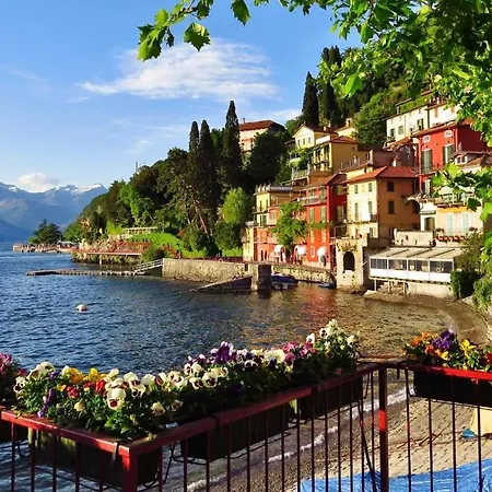 La Terrazza Sul Lago فارينا